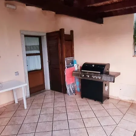 بيت للعطل Villetta Al Mare Sa Babbaiola سيمِيوس