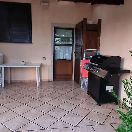 Villetta Al Mare Sa Babbaiola بيت للعطل سيمِيوس